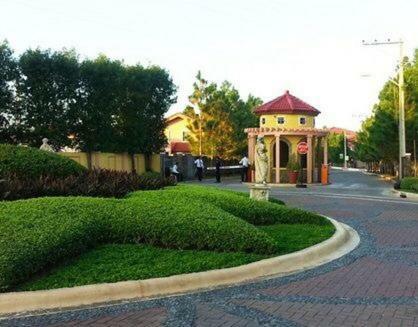 Relaxing Home At Camella Bacolod, Near Airport, Rockwell, Terminals, Famous Resto Ngoại thất bức ảnh